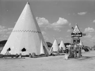 Indian Teepee Tourist Cabins Along Highway South of Bardstown, Kentucky