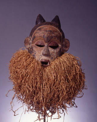 Mbuya Mask