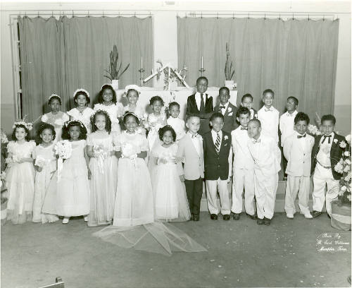 Lutheran Cooperative Kindergarten Presents Kiddies in "Tom Thumb" Wedding