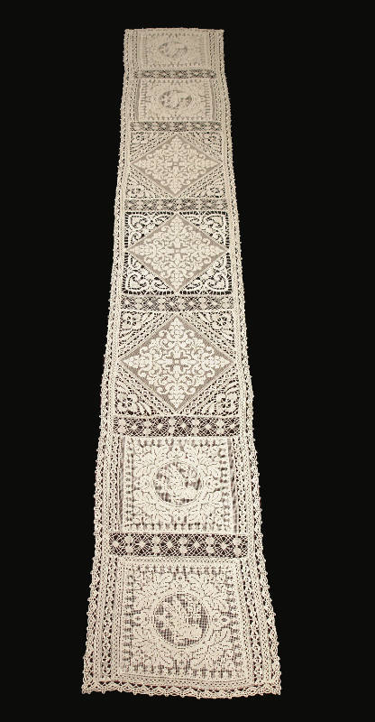 Table Scarf