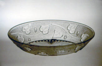 Ivy in Snow Dish
